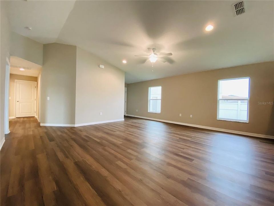 For Rent: $1,795 (3 beds, 2 baths, 1507 Square Feet)