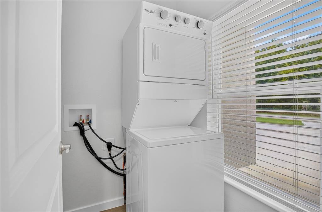 For Rent: $1,795 (3 beds, 2 baths, 1496 Square Feet)