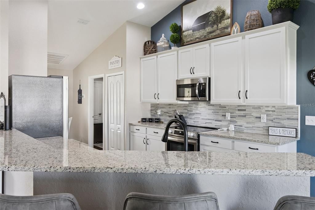 For Sale: $415,000 (3 beds, 2 baths, 1854 Square Feet)