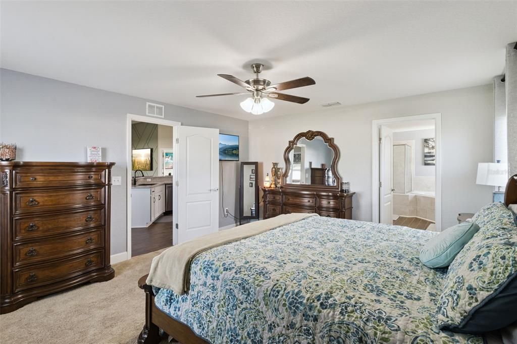 For Sale: $415,000 (3 beds, 2 baths, 1854 Square Feet)