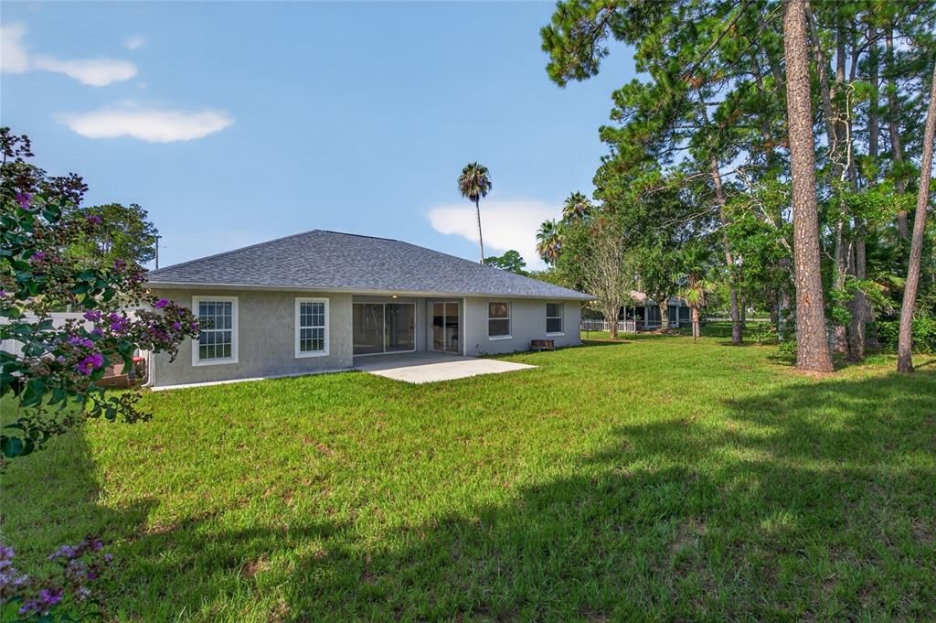 For Sale: $339,000 (3 beds, 2 baths, 2097 Square Feet)