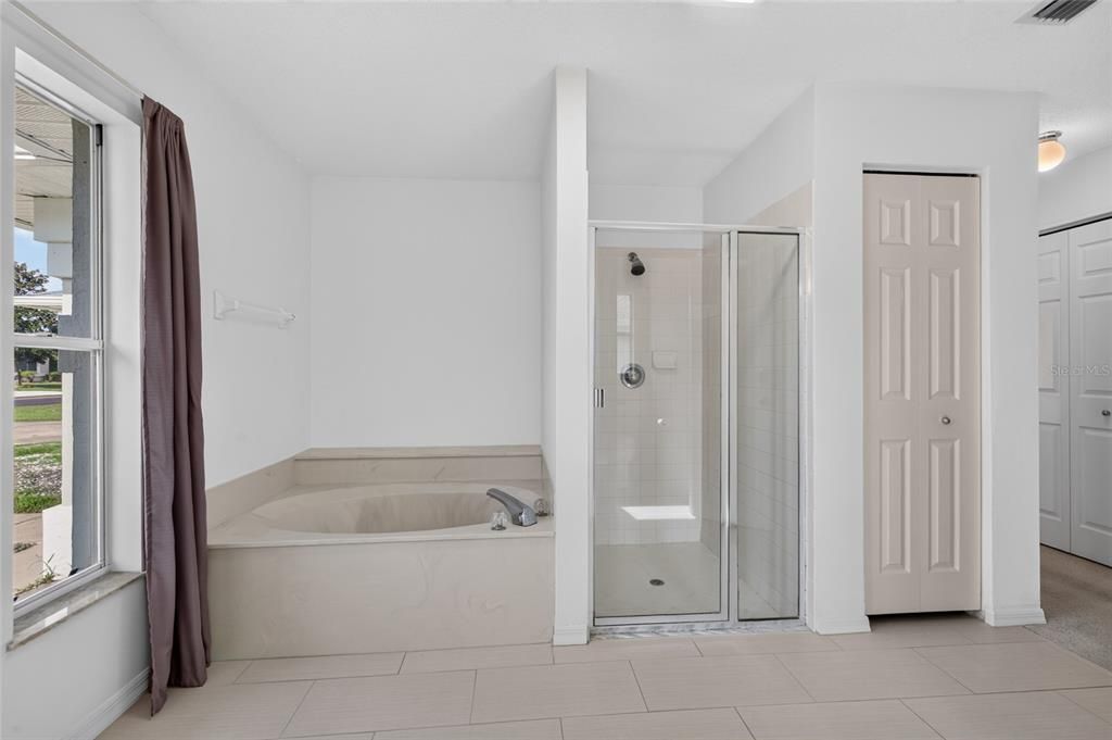 For Sale: $339,000 (3 beds, 2 baths, 2097 Square Feet)