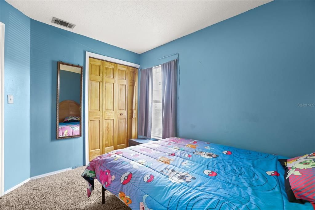For Sale: $260,000 (3 beds, 2 baths, 1070 Square Feet)