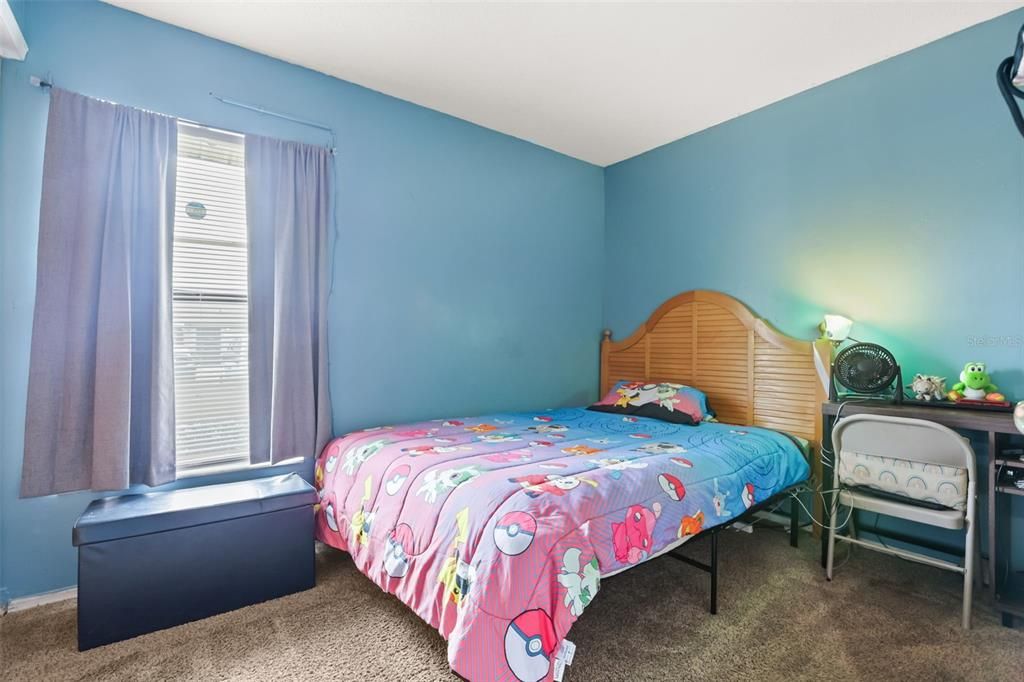 For Sale: $260,000 (3 beds, 2 baths, 1070 Square Feet)