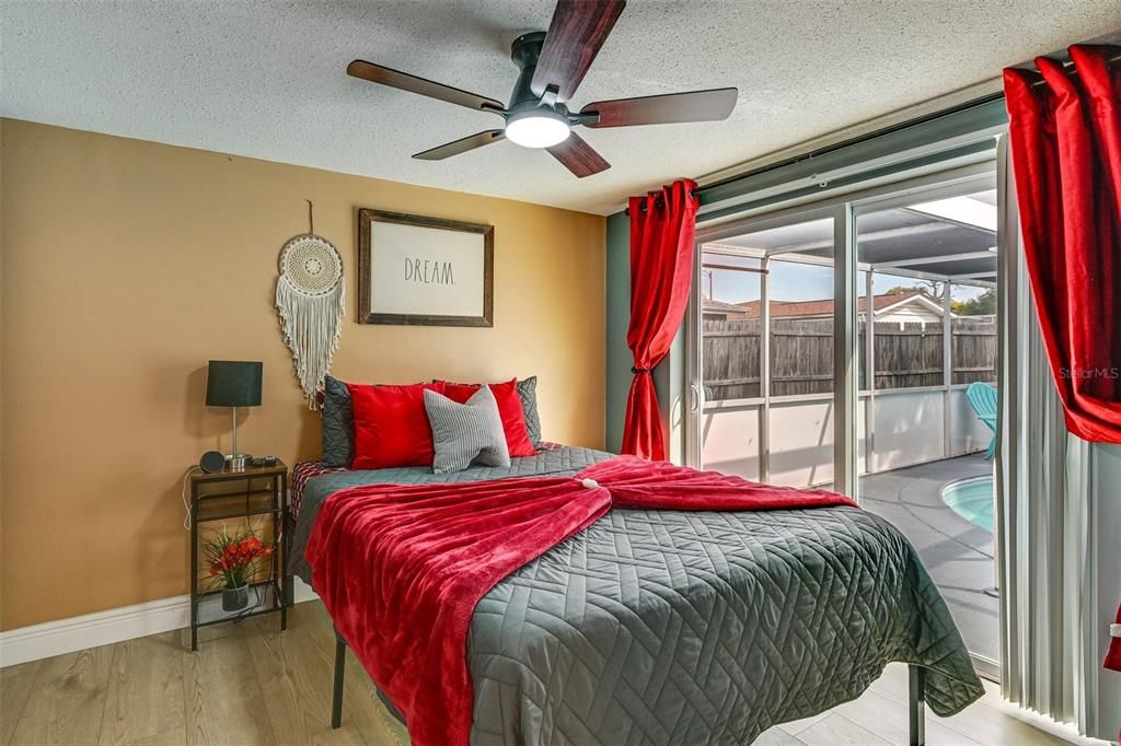 В аренду: $1,950 (2 спален, 2 ванн, 1100 Квадратных фут)