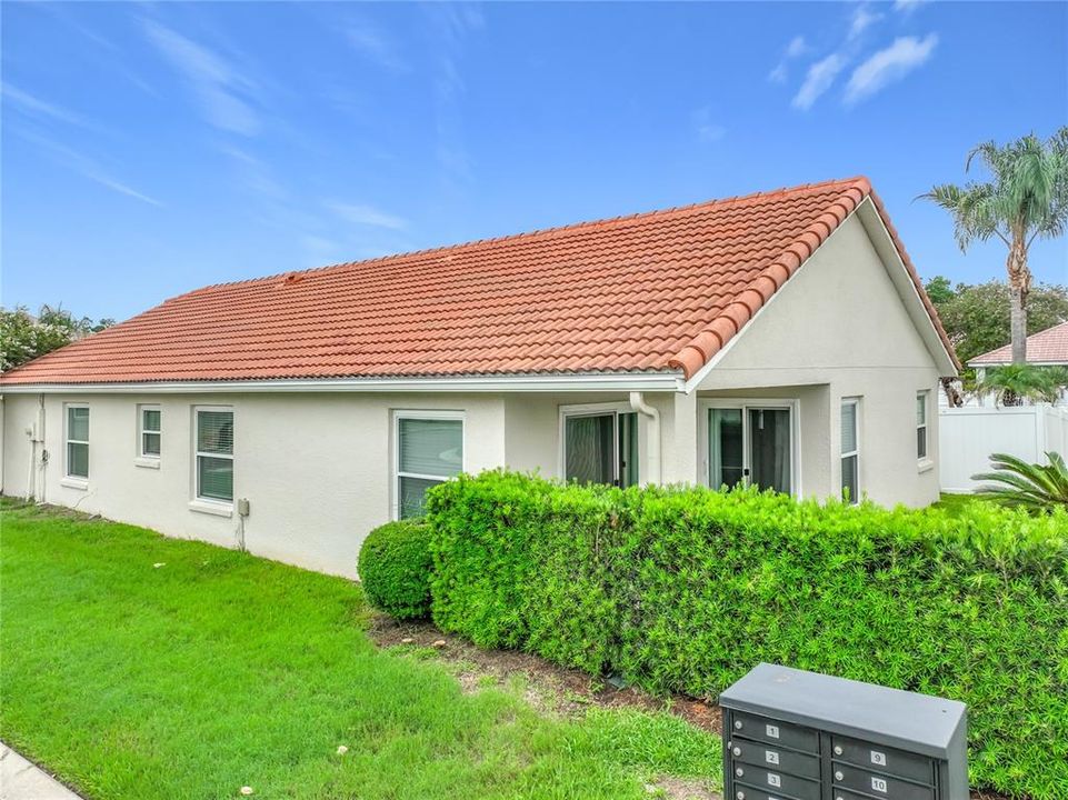 На продажу: $439,900 (3 спален, 2 ванн, 1587 Квадратных фут)
