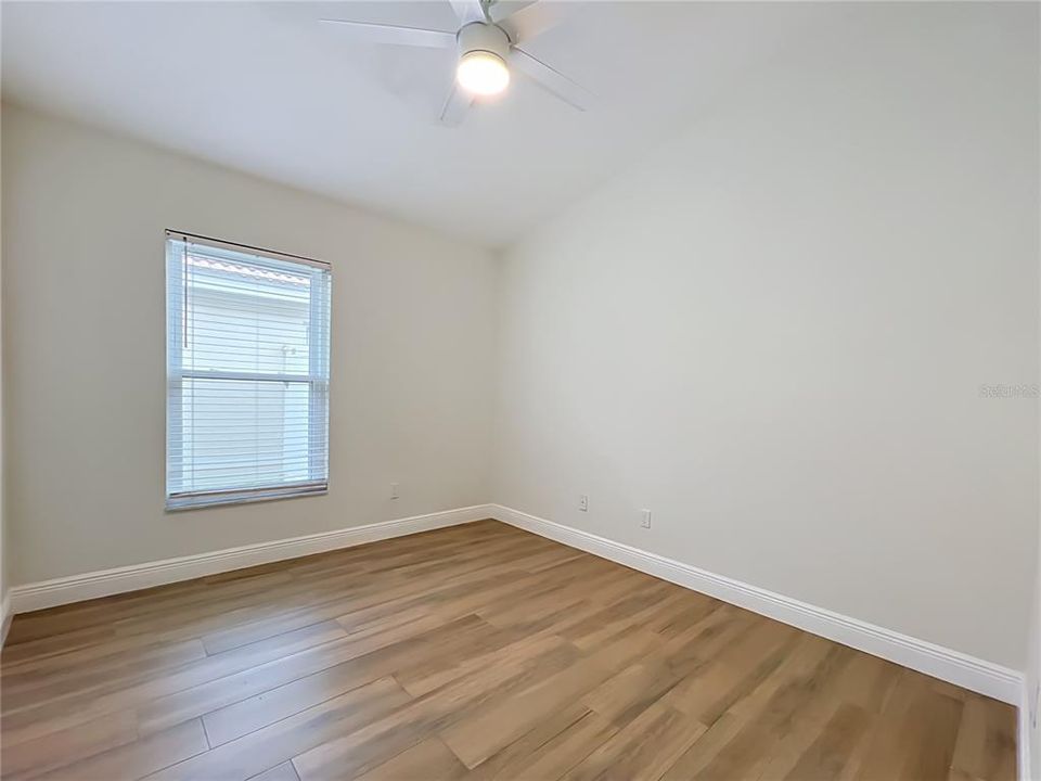 На продажу: $439,900 (3 спален, 2 ванн, 1587 Квадратных фут)