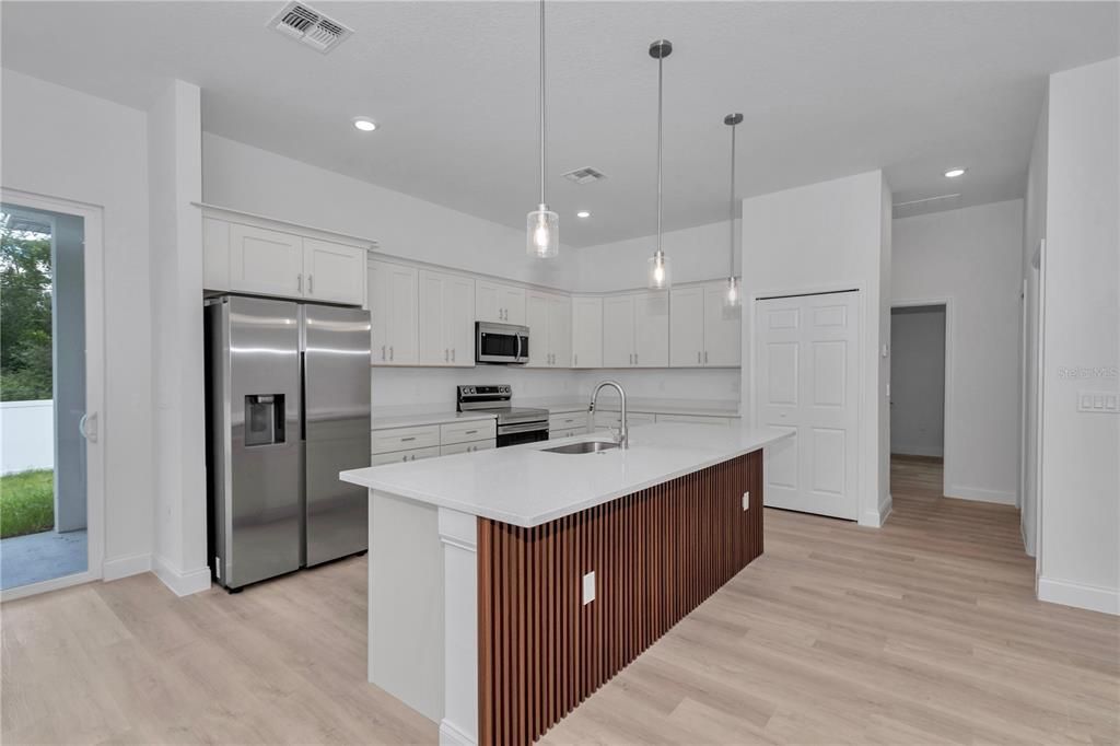 Active With Contract: $308,900 (4 beds, 2 baths, 1859 Square Feet)