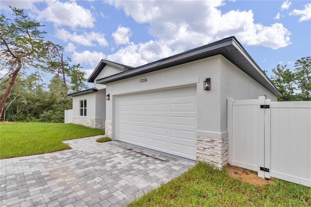 Active With Contract: $308,900 (4 beds, 2 baths, 1859 Square Feet)