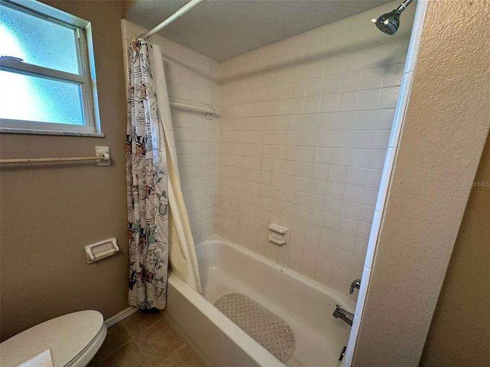 В аренду: $1,675 (2 спален, 2 ванн, 1115 Квадратных фут)