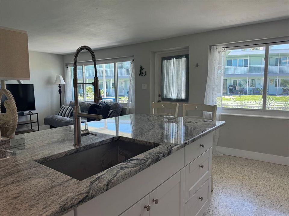 En Venta: $164,900 (1 camas, 1 baños, 575 Pies cuadrados)