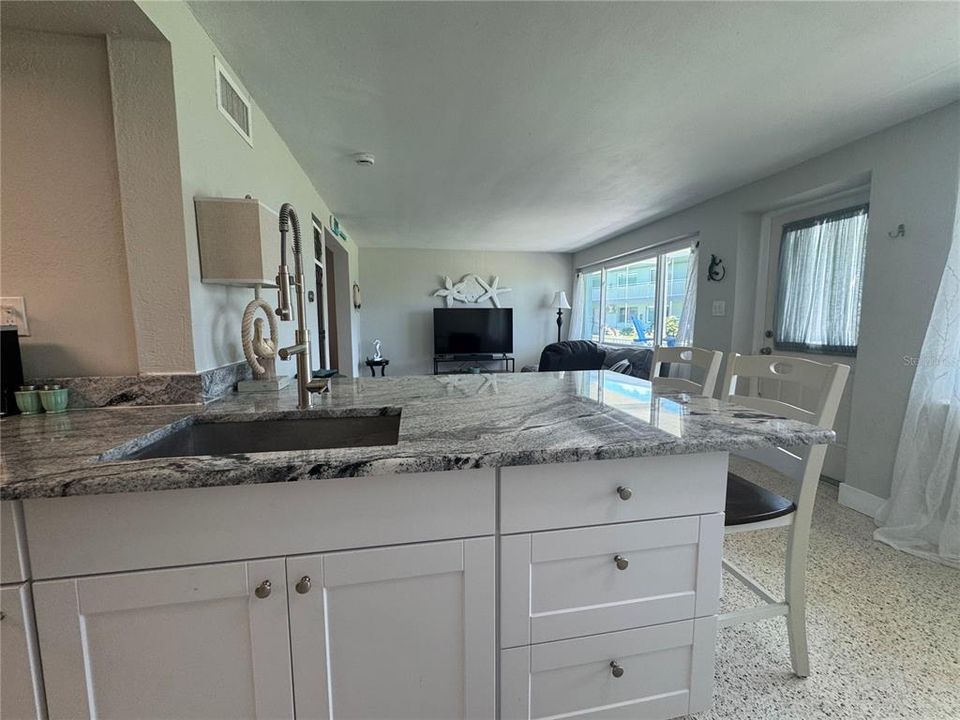 En Venta: $164,900 (1 camas, 1 baños, 575 Pies cuadrados)