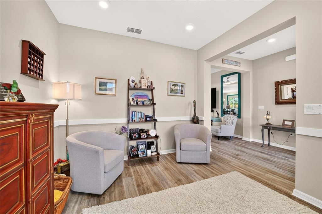For Sale: $448,000 (2 beds, 2 baths, 1651 Square Feet)
