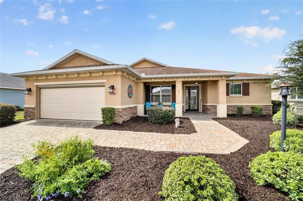 For Sale: $448,000 (2 beds, 2 baths, 1651 Square Feet)
