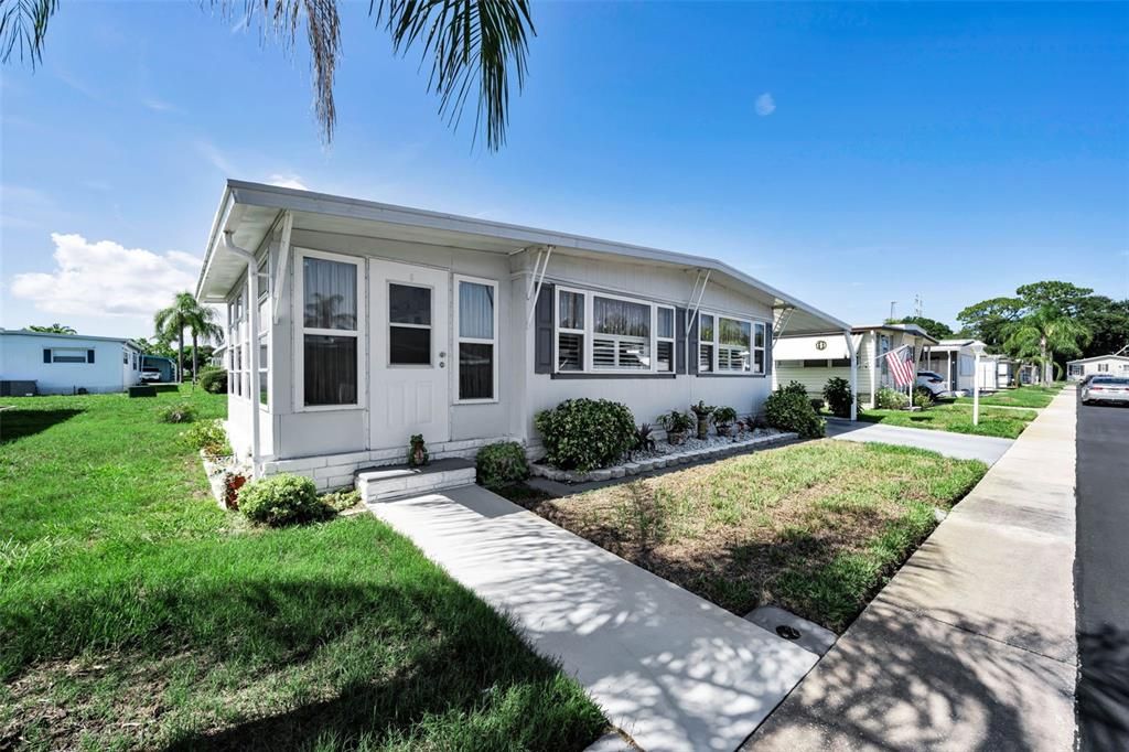 For Sale: $185,000 (3 beds, 2 baths, 1150 Square Feet)