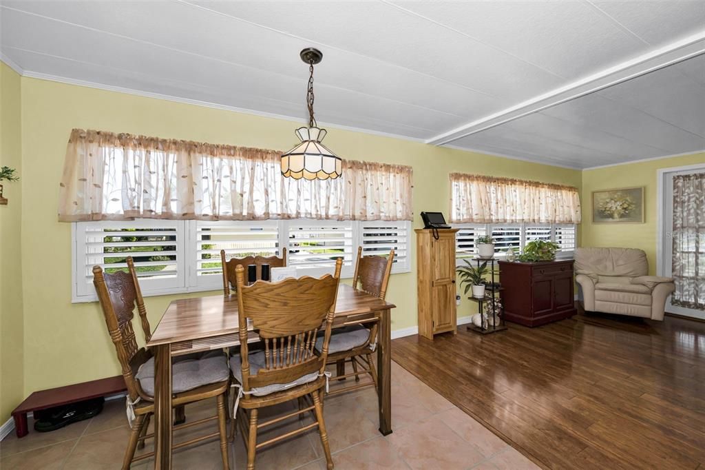 For Sale: $185,000 (3 beds, 2 baths, 1150 Square Feet)