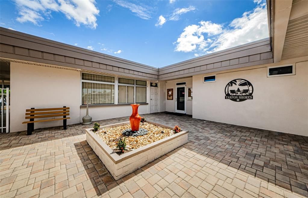 For Sale: $185,000 (3 beds, 2 baths, 1150 Square Feet)