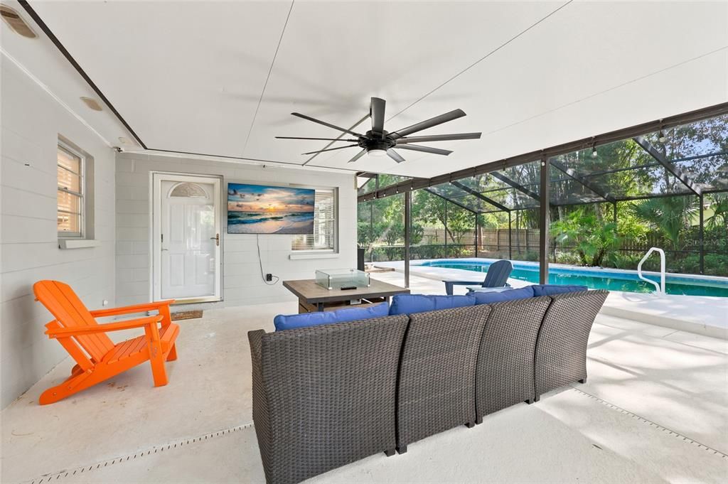 For Sale: $359,900 (4 beds, 2 baths, 1857 Square Feet)