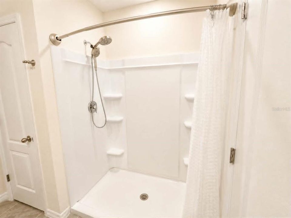 For Sale: $224,000 (3 beds, 2 baths, 1671 Square Feet)