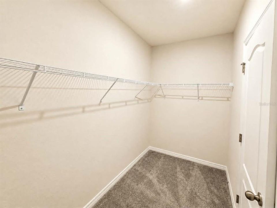 For Sale: $224,000 (3 beds, 2 baths, 1671 Square Feet)
