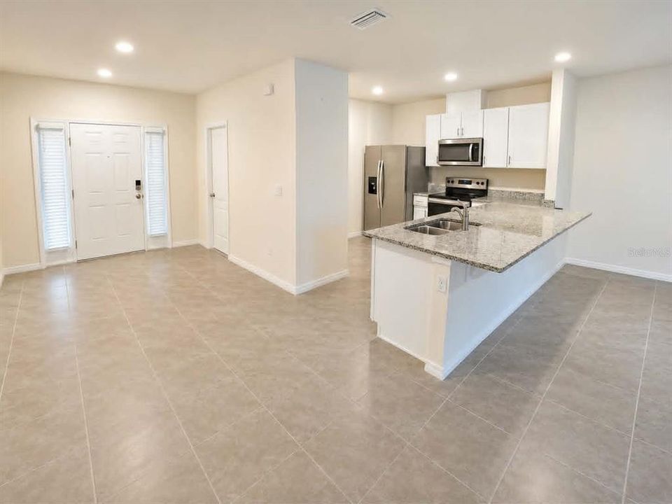 For Sale: $224,000 (3 beds, 2 baths, 1671 Square Feet)
