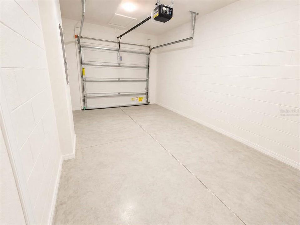 For Sale: $224,000 (3 beds, 2 baths, 1671 Square Feet)