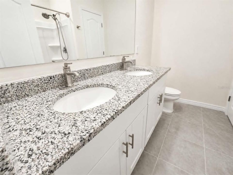 For Sale: $224,000 (3 beds, 2 baths, 1671 Square Feet)
