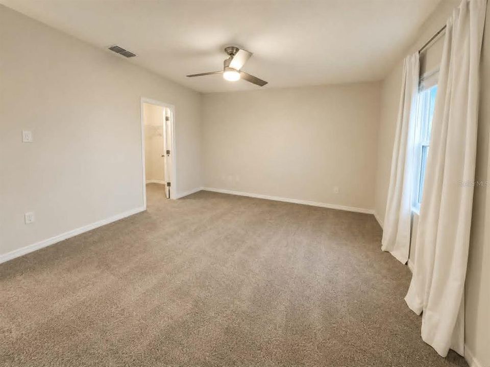 For Sale: $224,000 (3 beds, 2 baths, 1671 Square Feet)