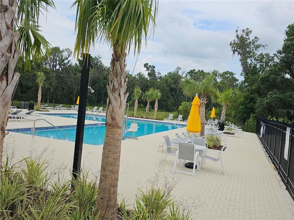 For Rent: $2,200 (3 beds, 2 baths, 1334 Square Feet)