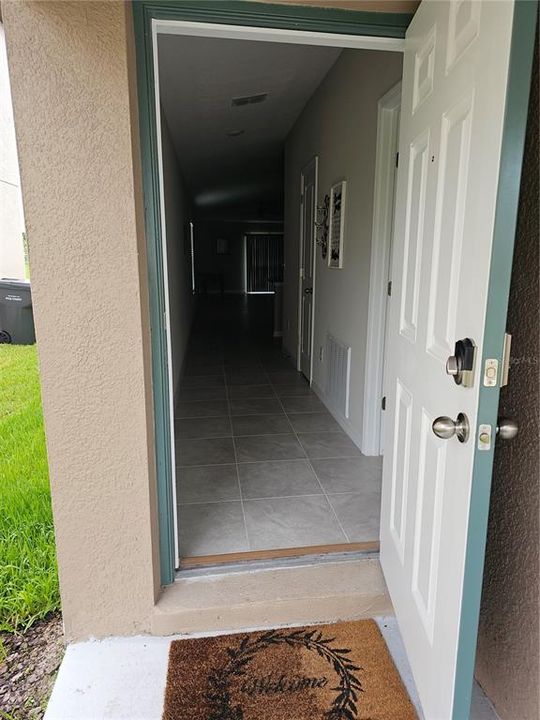 For Rent: $2,200 (3 beds, 2 baths, 1334 Square Feet)