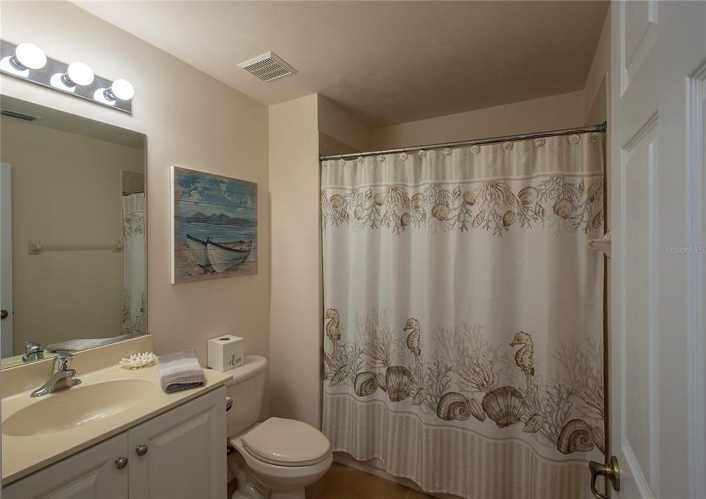 For Rent: $2,550 (2 beds, 2 baths, 1053 Square Feet)
