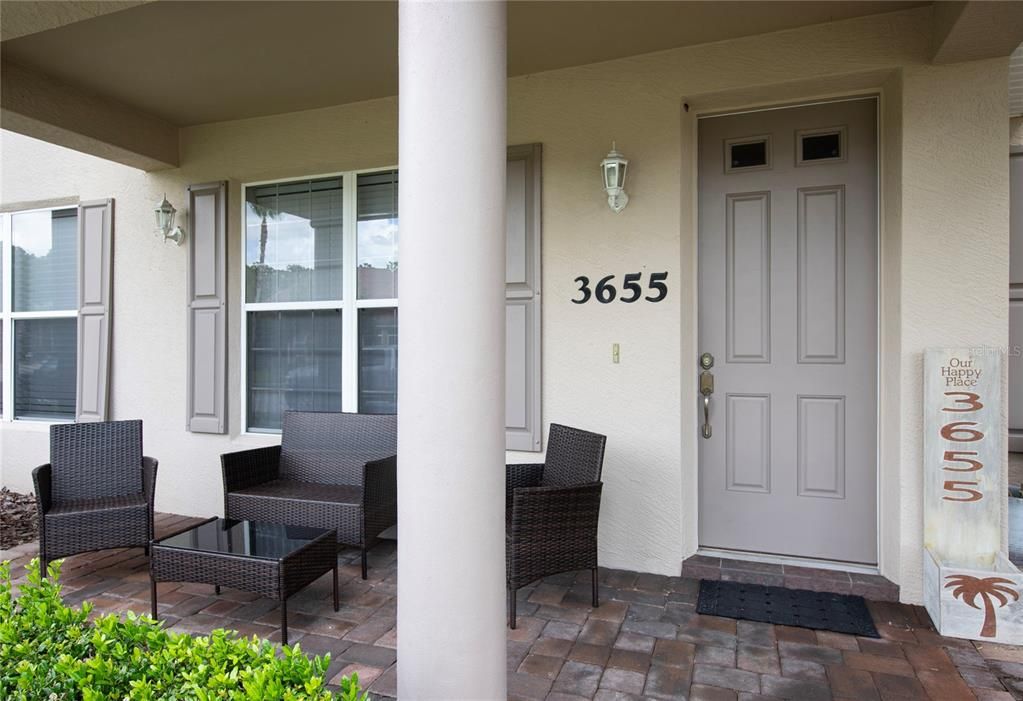 For Rent: $2,550 (2 beds, 2 baths, 1053 Square Feet)
