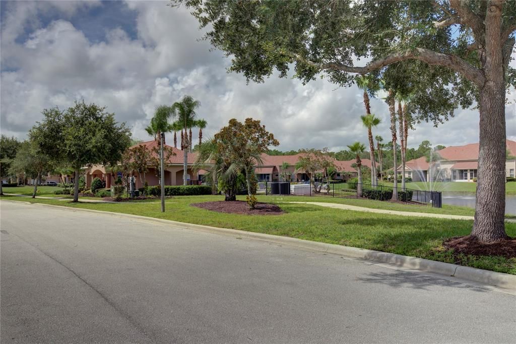For Rent: $2,550 (2 beds, 2 baths, 1053 Square Feet)