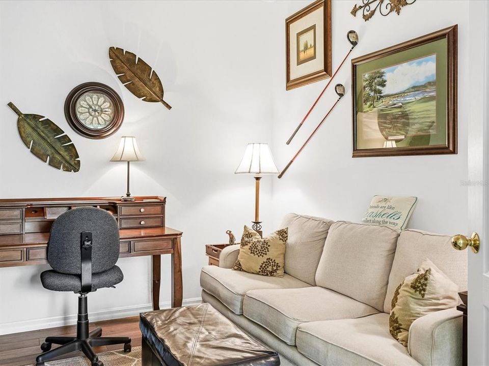 For Sale: $299,900 (2 beds, 2 baths, 1508 Square Feet)
