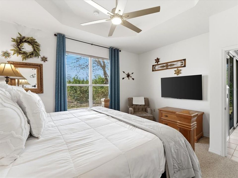 For Sale: $299,900 (2 beds, 2 baths, 1508 Square Feet)