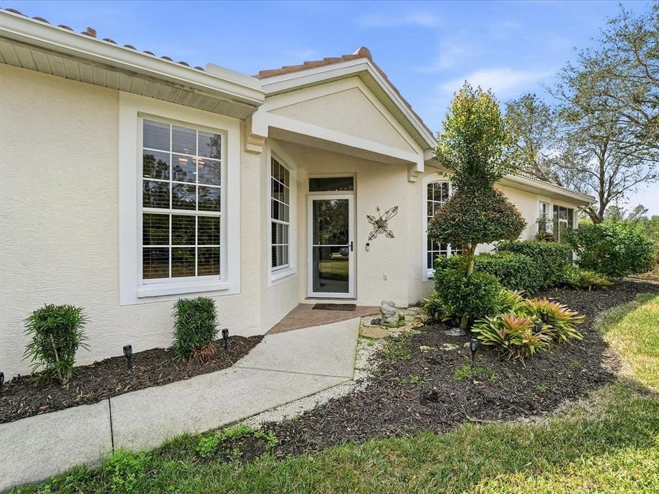 For Sale: $299,900 (2 beds, 2 baths, 1508 Square Feet)