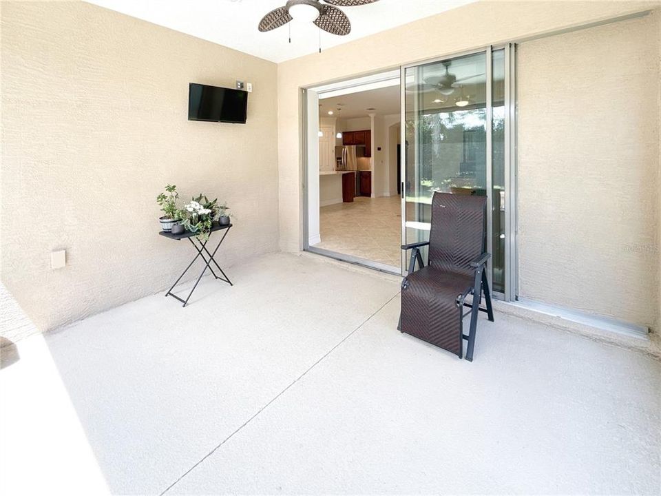 For Sale: $350,000 (2 beds, 2 baths, 1865 Square Feet)