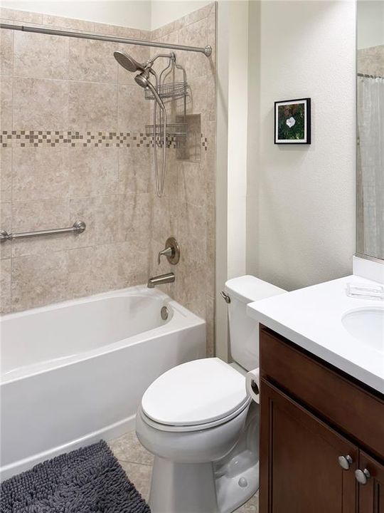 For Sale: $350,000 (2 beds, 2 baths, 1865 Square Feet)