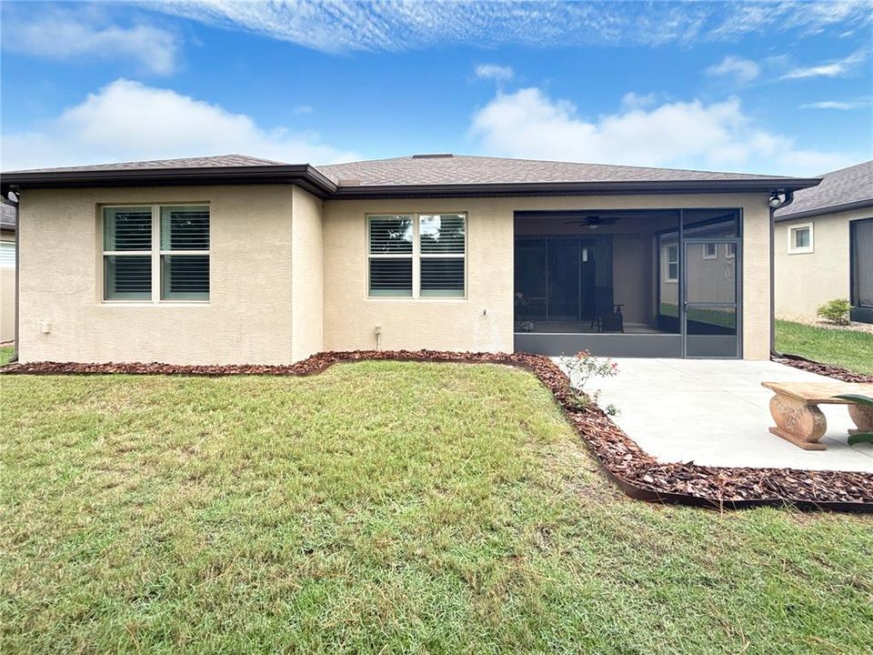 For Sale: $350,000 (2 beds, 2 baths, 1865 Square Feet)