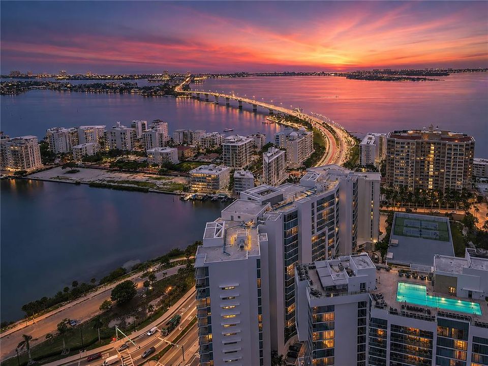 На продажу: $1,750,000 (2 спален, 2 ванн, 1770 Квадратных фут)