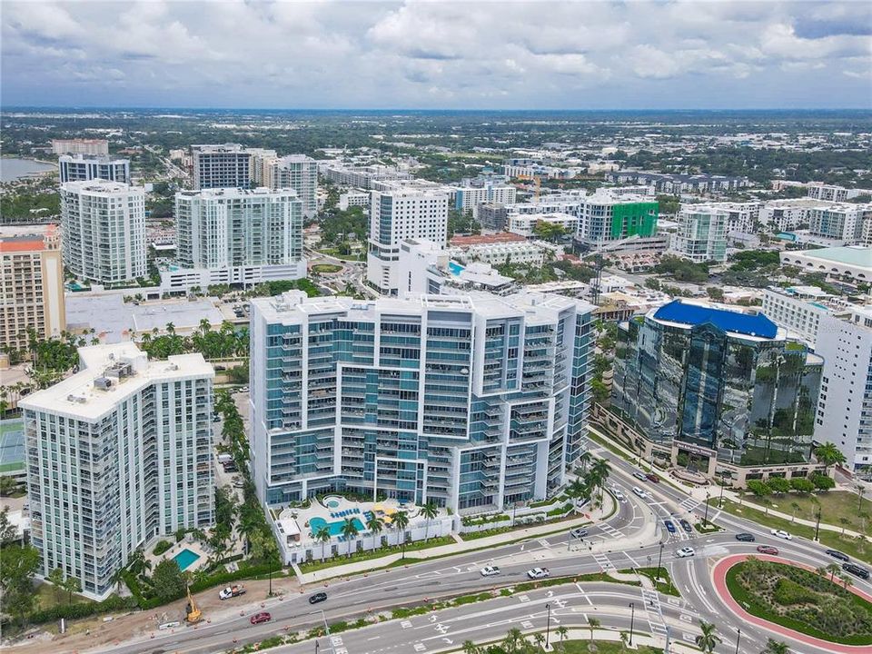 На продажу: $1,750,000 (2 спален, 2 ванн, 1770 Квадратных фут)
