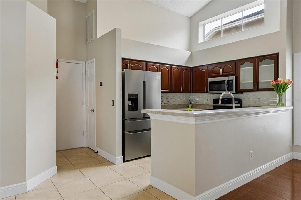 For Sale: $607,400 (4 beds, 2 baths, 2044 Square Feet)