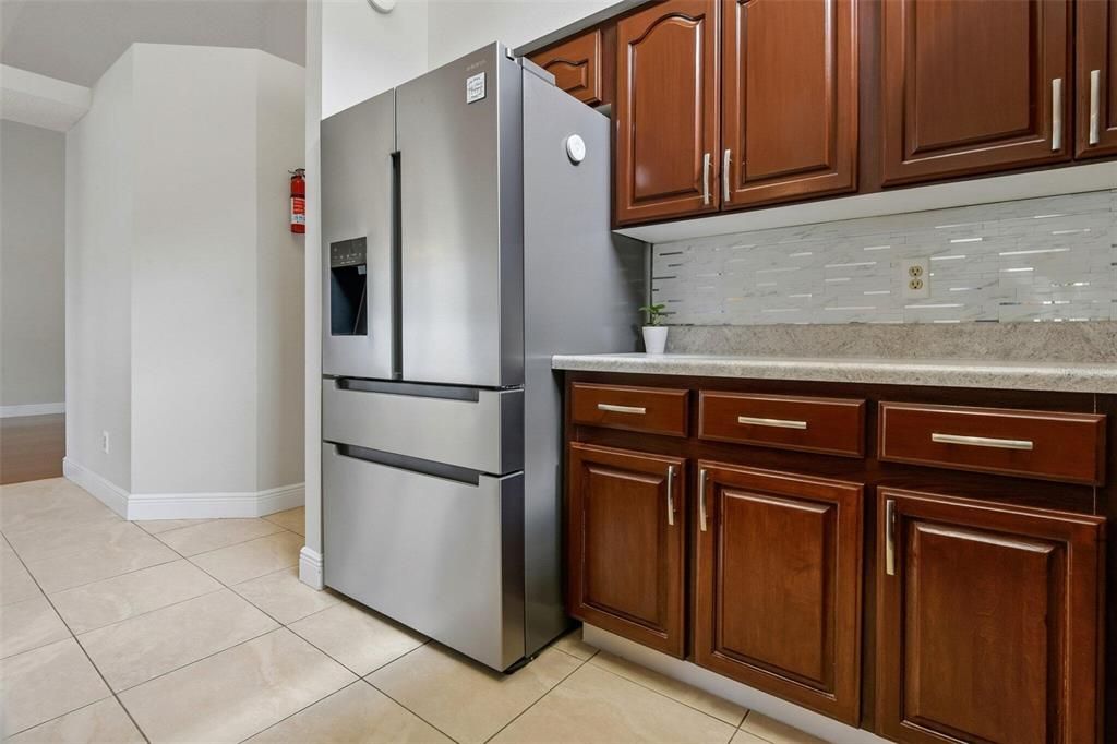 For Sale: $607,400 (4 beds, 2 baths, 2044 Square Feet)