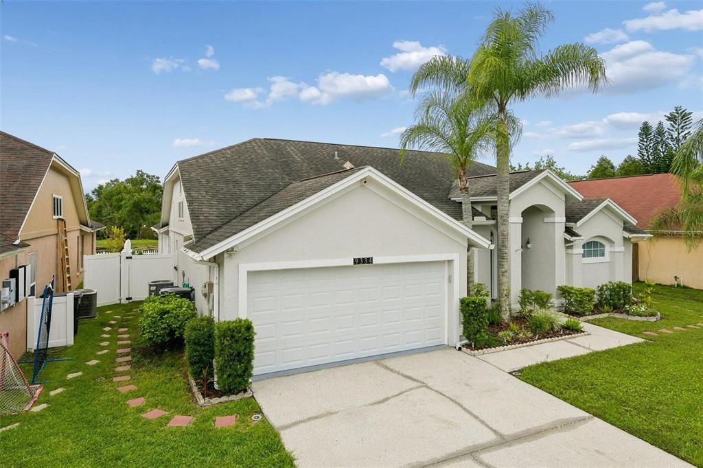 For Sale: $607,400 (4 beds, 2 baths, 2044 Square Feet)