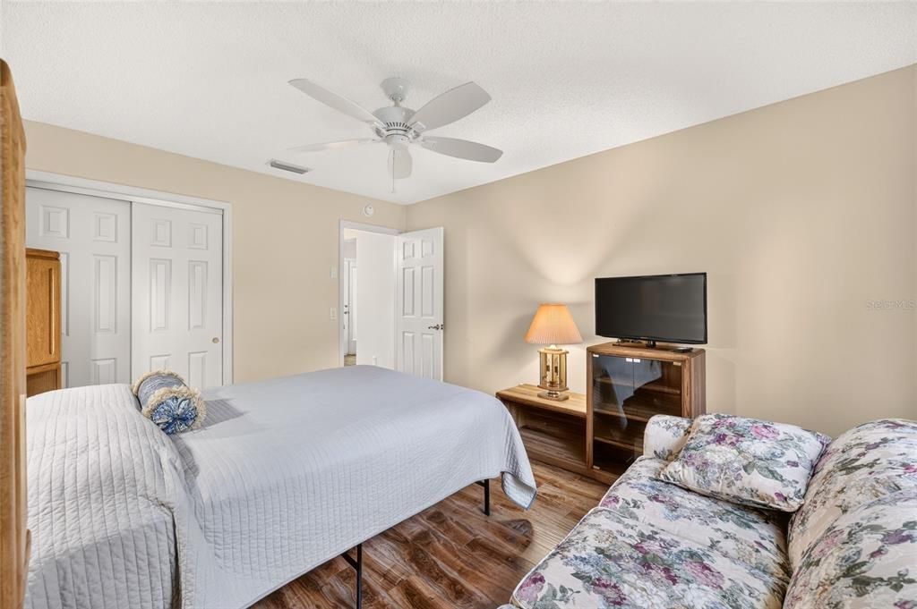 For Sale: $374,000 (3 beds, 2 baths, 1527 Square Feet)