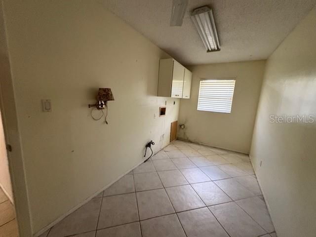 For Sale: $454,000 (4 beds, 3 baths, 2497 Square Feet)