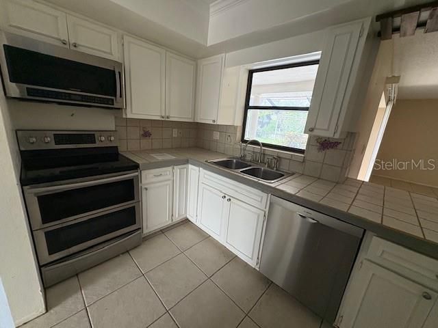 For Sale: $454,000 (4 beds, 3 baths, 2497 Square Feet)