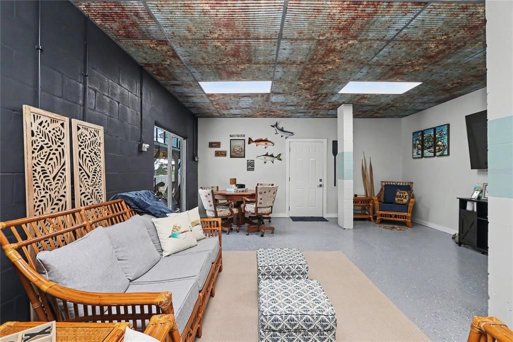 For Rent: $4,500 (3 beds, 3 baths, 1125 Square Feet)