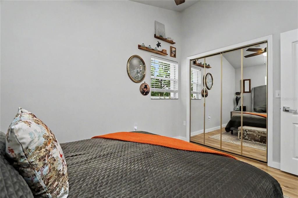 For Rent: $4,500 (3 beds, 3 baths, 1125 Square Feet)