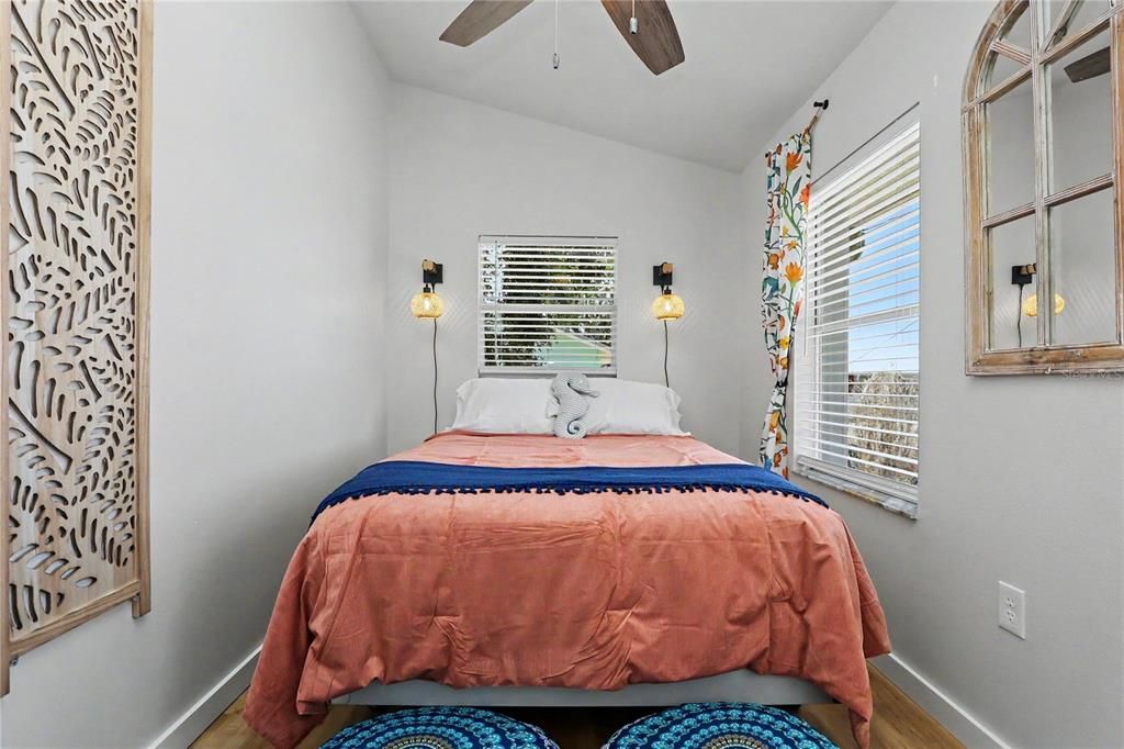 For Rent: $4,500 (3 beds, 3 baths, 1125 Square Feet)